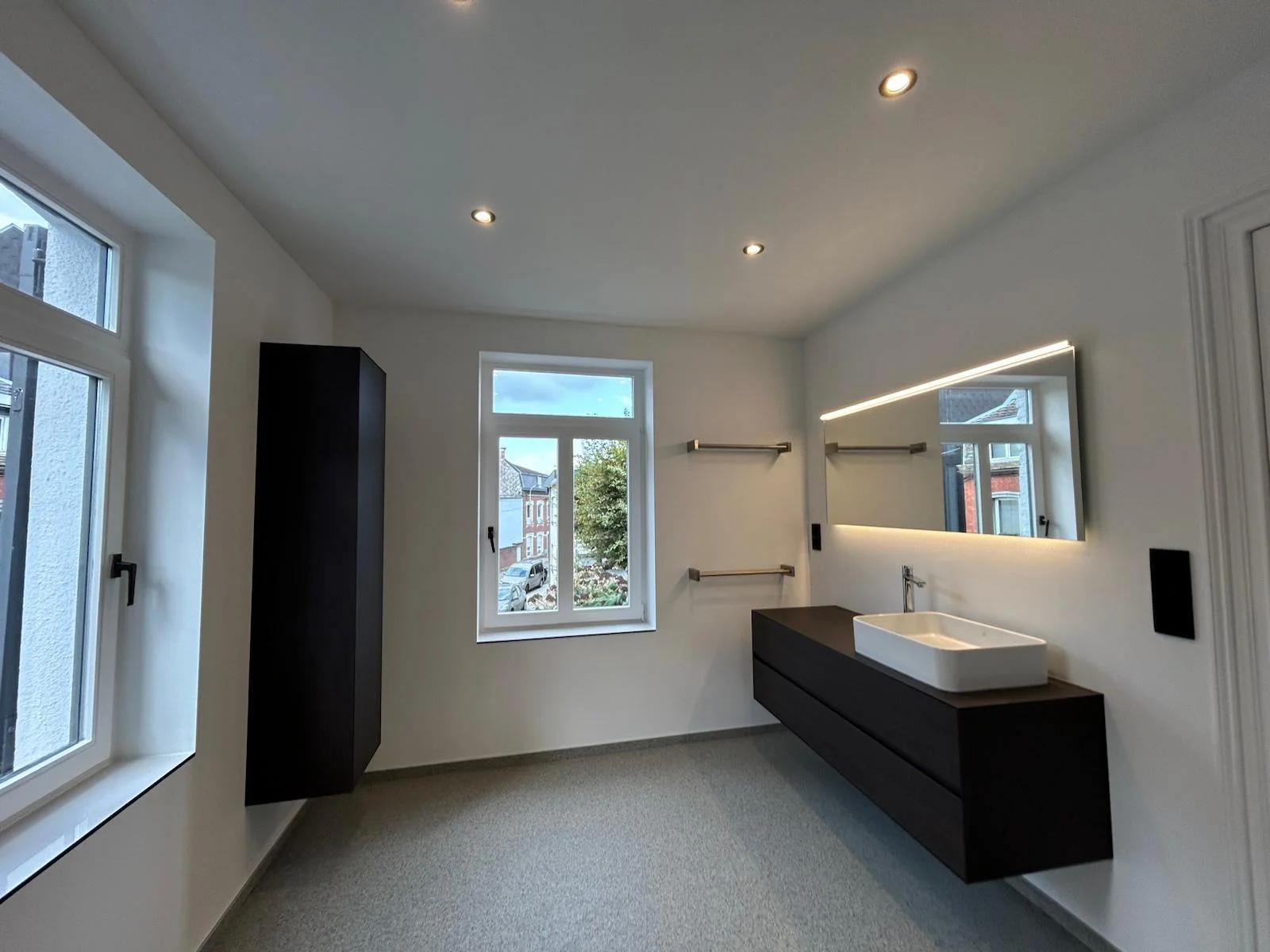 Réalisation salle de bain moderne